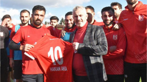 Karesi Ak Parti İlçe Başkanı Aka Balıkesirspor Antrenmanında