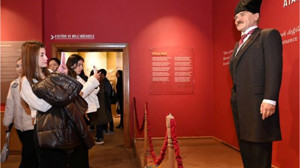 Karesi Atatürk Evinde Anlamlı Anma