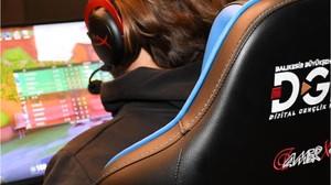 Gençler DGM’de klavyeleri ağlattı
