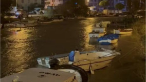 Sağanak Yağış Ve Fırtına Balıkesir'i Etkisi Altına Aldı!