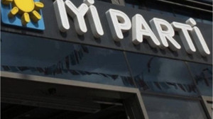 İYİ Parti'de Bir İstifa Daha