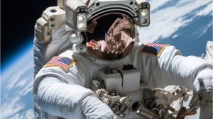 Astronotların El Çantası Uzayda Kayboldu!