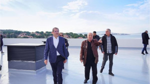 Ayvalık'ta Yaşlı Bakımevi Açılıyor