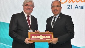 Başkan Cengiz Yağlı Güreşler İçin Toplantıda