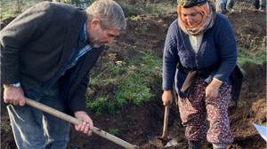 Sındırgılı Çift Geleceğe 'Nefes' Miras Bırakıyor