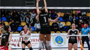 Ayvalık Gücü Belediyespor'dan Zorlu Mücadele