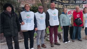 Burhaniye'deki Emekliler Ankara'ya Uğurlanıyor