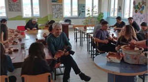Öğrencilerin Yaratıcılığı Kil Atölyesinde Hayat Buluyor