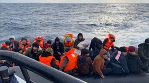 Ayvalık'ta 55 Düzensiz Göçmen Yakalandı