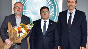 Balıkesir Üniversitesi İlahiyat Fakültesi'nde Yeni Dekan Göreve Başladı