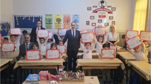 Bandırma'da 25 Bin Öğrenci Karne Sevinci Yaşadı