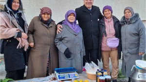 Başkan Güney Üretici Pazarına Gitti