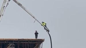 Beton Pompasında Ölümle Dans Etti