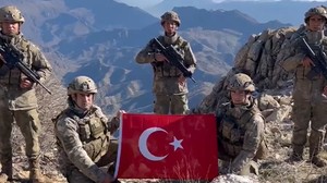 Mehmetçik'ten Tüm Türkiye'ye Yeni Yıl Mesajı