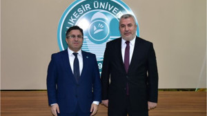 ÖSYM Başkanı Rektör Oğurlu ile Görüştü