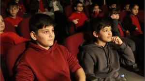 Gülümse Çocuk Tiyatrosu miniklerden tam not aldı