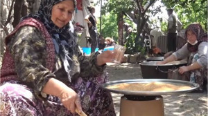 Bu Helvanın Tarifi Balıkesir'de Saklı