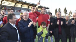 Şampiyon Dursunbey Belediyespor