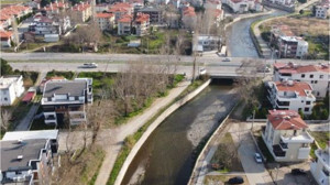 10 Metrelik Mesafede Oruçlarını Farklı Zamanlarda Açıyorlar