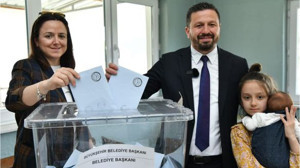 Balıkesir AK Parti İl Başkanı Oyunu Kullandı