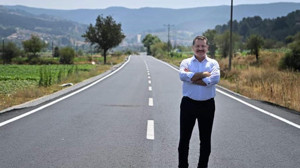 Başkan Yücel Yılmaz; "Kırsalda Asfaltsız ve Parkesiz Yol Kalmayacak"
