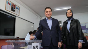 DEVA Partisi Lideri Babacan Oyunu Kullandı