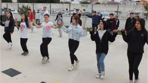 Öğrenciler Balıkesir Halk Oyunları Yarışması İçin Çalışıyor