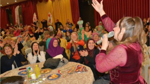 Sındırgı'da Kadınlar Günü Konserine Büyük İlgi