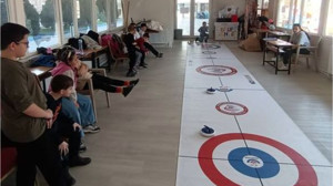 Susurluk'ta Yeni Bir Spor Deneyimi: Floor Curling