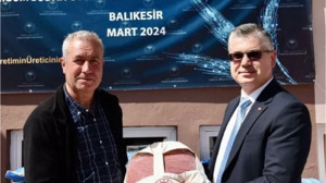 Balıkesir'de 220 Çiftçiye Sudan Otu Tohumu Dağıtıldı