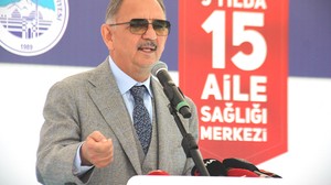 Çevre Bakanı Mehmet Özhaseki; "Deprem Bölgelerinde Binlerce Konut ve Köy Evi İnşa Ediyoruz'"