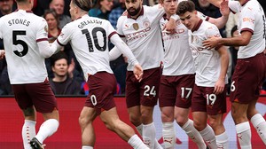 Manchester City, zirve takibini sürdürdü