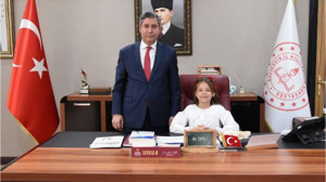 Müdür Tatlı Koltuğunu Devretti