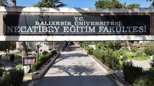 Necatibey Eğitim Fakültesi'nde Akreditasyon Sevinci