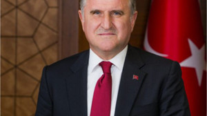 Bakan Bak'tan Kadın Boksörlere Tebrik mesajı