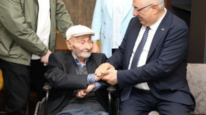 Başkan Ertaş Bayram Ziyaretçilerini Ağırladı
