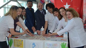 Atatürk Şehir Hastanesinde El Standı Hastayı Memnun Etti