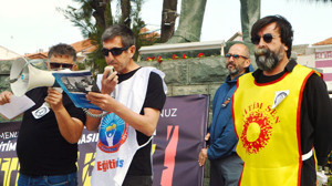 Ayvalık'ta Eğitim Camiasından Oturma Eylemi