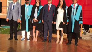Deveciler 'den Mezuniyet Töreninde İş Müjdesi