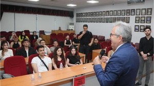 Başkan Mirza Genç Siyasetçileri Ağırladı