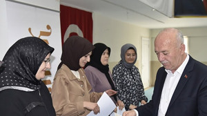 Dursunbey'de Kadın Eliyle Dünya Değişiyor