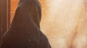 İnternet Yasakları ve Başörtüsü Münazarada Tartışıldı