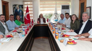 Ege ve Marmara Belediyeleri Burhaniye’de Toplandı