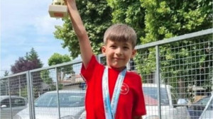 8 Yaşındaki Balıkesirli Emrah'tan Dünya İkinciliği!