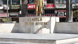 Edremit'in Meydanı Yeni Görüntüsüne Kavuştu