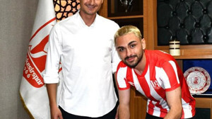 Asım Hamzaçebi, 1 Yıl Daha Balıkesirspor'da