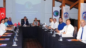 Başkan Ergin, Kıyı Ege Belediyeler Birliği Toplantısına Katıldı