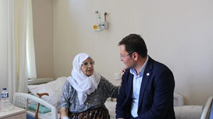 Başkan Serkan Sak'tan Hastane Ziyareti