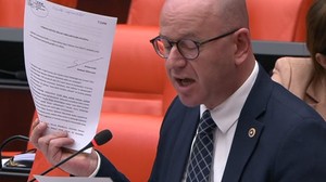CHP'li Sarı: "Yerel Basına Destek Verilmeli"