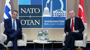 Erdoğan, Nato Zirvesinde Miçotakis İle Görüştü